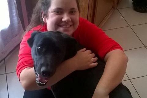 Lucky con la sua sorella